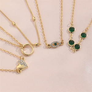 Nouvel ensemble tendance de 5 bracelets géométriques carrés à chaîne, avec serpent en diamant vert et bracelet en or, pour femme, coffret cadeau de bijoux - Product Image 5