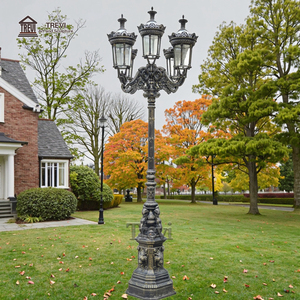 Lampione da <span class=keywords><strong>Giardino</strong></span> in Ghisa Stile Vittoriano Antico per Decorazione Europea di Castelli/Ville - Product Image 5