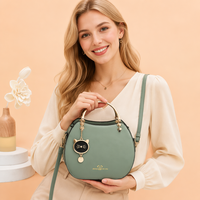 Nouveau Sac à Bandoulière Portable en Cuir PU pour Femme 2026 avec Fermeture Éclair, Petit Sac de Luxe avec Pendentif Chat, Sac Bandoulière