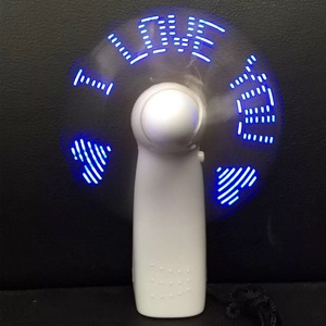 Ventilateur holographique portable à LED avec message personnalisé, mini ventilateur à piles avec écran programmable - Cadeaux promotionnels tendance - Product Image 1