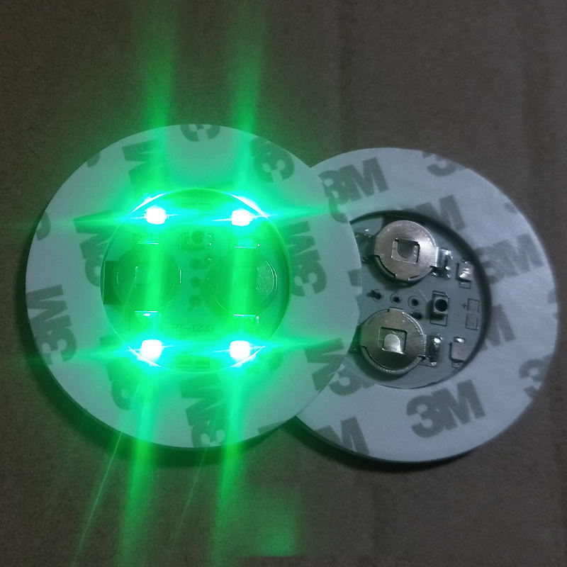 สีเขียว