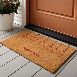 Paillasson personnalisé sur le thème de Noël avec nom 2-1-1-1-1 - Product Image 1