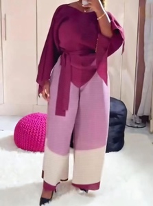 Conjunto de 2 Piezas para Mujer Talla Grande Africana, Top Asimétrico Plisado Informal y Pantalones Largos con Bloques de Color, Corte Holgado, a la Moda - Product Image 4