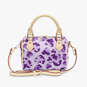 Nuova Borsa a Tracolla Mini con Stampa Cuore Rosso Personalizzata per Donna, in Pelle PU con Manico Superiore, per Uso Quotidiano - Product Image 4