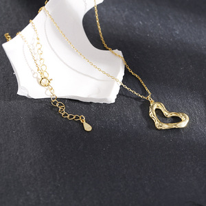 925 plata esterlina Irregular <span class=keywords><strong>desigual</strong></span> ahuecado amor corazón colgante chapado en oro collares mujeres Día de San Valentín presente - Product Image 2