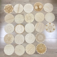 Vente en gros de supports de décoration en bois pour cristaux de guérison naturels, pierres précieuses, chakras, Reiki, énergie, Wicca