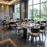Ensemble de sièges de restaurant commercial moderne avec plateau en terrazzo, chaise de salle à manger rembourrée, mobilier de salle à manger de luxe pour hôtel
