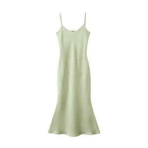 Vestido Lencero de Tirantes Finos con Cuello en V y Cola de Pez en Satén Verde Menta de Talla Grande para Mujer Runqi - Product Image 1
