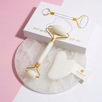 Rouleau de massage facial en jade blanc naturel Xiuyan et ensemble de pierres Gua Sha pour les soins de la peau anti-âge