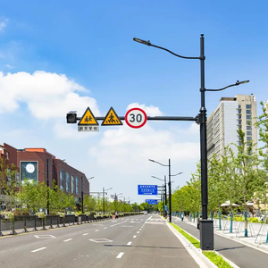 Poteau en acier galvanisé à chaud pour les croisements et les intersections routières, poteau de signalisation routière certifié CE - Product Image 6