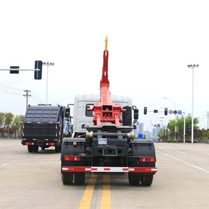 Camión de Basura de Servicio Pesado Dongfeng 4X2 con Gancho Elevador, Directo de Fábrica, para Transferencia de Residuos Industriales y Recolección Municipal - Product Image 4