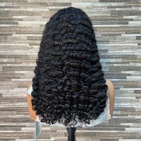 Perruques Lace Front 13X4 en Cheveux Vierges HD, Boucles Birmanes, Transfrontalières, En Stock