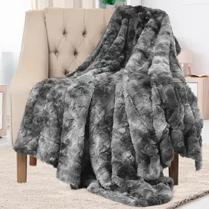 Vente en gros de couvertures chaudes et confortables en fausse fourrure PV imprimées léopard de luxe en peluche personnalisée Jeté doux pour l'hiver Canapé-lit double Décoration intérieure