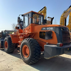 Chargeuse sur pneus Doosan DL505 d'occasion en stock avec moteur Weichai – Machine de manutention des matériaux - Product Image 4