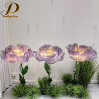Fleur géante artificielle en organza violette à LED, faite à la main par JINDA, pour allée de mariage, chemin de cérémonie, toile de fond d'événement et scène