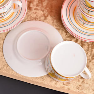Vente chaude, service à thé de luxe européen en porcelaine osseuse, 12 pièces, tasses et soucoupes - Product Image 6