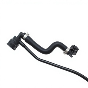 ท่อส่งน้ำหล่อเย็น A2055012125 สำหรับรถยนต์เมอร์เซเดส-เบนซ์ ซีคลาส W205 ท่อระบายอากาศด้านขวา - Product Image 4