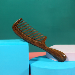 Peigne en bois de santal grand format antistatique pour usage domestique, fabriqué par l'usine Huazhen Comb de la ville de Lanlong, comté de Hengyang - Product Image 5