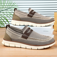 Chaussures décontractées pour hommes, nouvelle collection printemps, à enfiler, avec empeigne en maille monocouche et bout rond, assortiment de couleurs polyvalent
