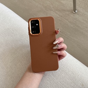 Custodia per telefono di protezione in pelle vegana di lusso di colore puro antiurto per <span class=keywords><strong>Samsung</strong></span> <span class=keywords><strong>Galaxy</strong></span> S25 Ultra S24 FE con lenti in oro elettrolitico - Product Image 3