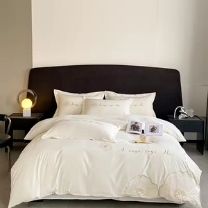Smooth Ice Silk Summer Quilt Set European Style Skin-friendly Printing 4pcs Bedding Set Washed Silk Quilt Cover <b>Bed</b> Sheet Gift - Product Image 1