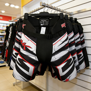 Équipement de hockey haut de gamme, protection complète, pantalon de hockey en ligne, respirant, confortable, durable, pour l'entraînement et la compétition - Product Image 1