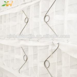 Tissu non-tissé collé de pp de matériel de sofa de bonne résistance pour la production de meubles - Product Image 5