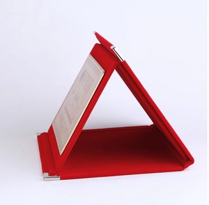 Plaque de récompense sportive personnalisable bleue ou rouge pour événements et compétitions, disponible en deux tailles - Product Image 2