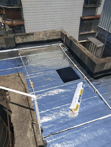 Lámina de Sellado Autoadhesiva de Membrana Polimérica No Tóxica para Obras de Construcción Ecológica - Product Image 4