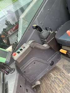 Grue sur camion Zoomlion ZTC700T d'occasion, capacité de levage de 70 tonnes, grue mobile haute efficacité avec moteur Weichai - Product Image 4