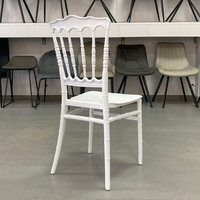 Vente en gros de chaises Napoléon empilables pour banquets, hôtels, mariages, repas, chaises Napoléon blanches en plastique résine