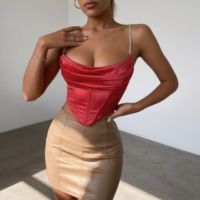 Nouveauté 2026 Caraco pour femme avec chaîne strass haut corset ajusté, bustier court et respirant, top sans manches sexy et uni