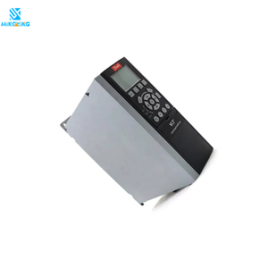 Convertisseur VFD <span class=keywords><strong>triphasé</strong></span> FC-302P2K2T5E20H2, variateur de fréquence 380-480V AC, 0,37KW, série FC302, contrôleur de moteur pour l'industrie - Product Image 1