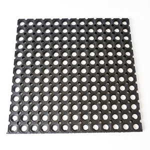 Tapete de Goma Antideslizante con Orificios para Césped, Cubierta de Barco, Cocina, Baño, Revestimiento de Plástico para Diversos Lugares - Product Image 1