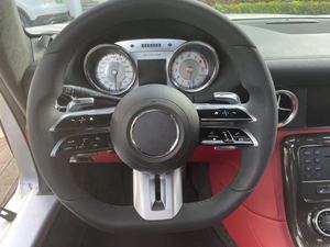 Convient pour Mercedes Benz a B C E <span class=keywords><strong>S</strong></span> G <span class=keywords><strong>GLA</strong></span> <span class=keywords><strong>45</strong></span> GLB 35 GLC 63 GLE 63 GLS 63 G 63 SL 63 AMG Volant de voiture personnalisé en cuir 2021 - Product Image 3