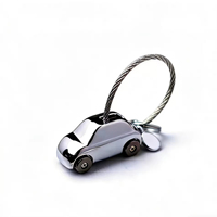 Vente en gros usine de porte-clés de voiture 3D personnalisés, porte-clés en métal de voiture vintage, porte-clés modèle de voiture de course décapotable, porte-clés camion, cadeau promotionnel
