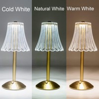 Lampe de table de mariage moderne en fer en forme de lune, 2000 mAh, LED dimmable, lumière de nuit romantique de luxe pour la décoration intérieure