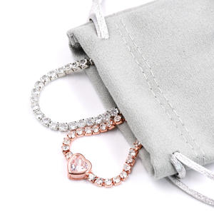 Bolsa de Terciopelo con Cordón, Diseño de Fábrica, Alta Calidad, Impresión en Serigrafía Azul, Bolsa de Regalo Personalizada de Terciopelo y Franela - Product Image 4