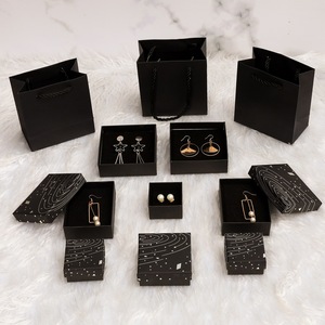 Cajas de Joyería de Cartón Negro al por Mayor, Caja de Regalo Cuadrada Pequeña de Terciopelo para Perfume, Collar, Pendientes, Almacenamiento para Artículos de Joyería Pequeños - Product Image 4