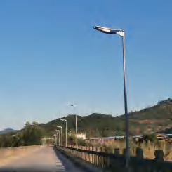 Lampe solaire multifonctionnelle extérieure étanche 108W à LED pour surveillance, anti-moustiques et diffusion sonore - Product Image 5