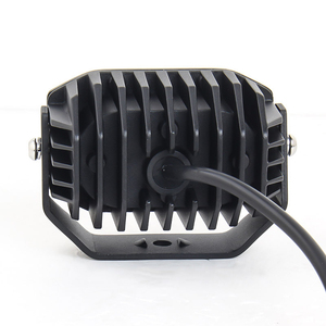 Off Road 4x4 <span class=keywords><strong>Spot</strong></span> Diffuse Led Luz auxiliar 30W 4 pulgadas ATV UTV Offroad Car Truck Led Driving Flood Ditch Lights - Product Image 3