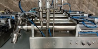 Machine de remplissage horizontale semi-automatique, à buses simples ou double, pour le remplissage de liquides pneumatiques, pour saucisses