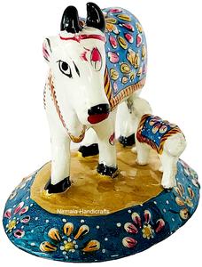 Artisanat Métallique : Ensemble Bébé Vache Religieux Indien Fait Main avec Émail – Artisanat Nirmala – Cadeau d'Entreprise Décoratif pour Table et Bureau - Product Image 2