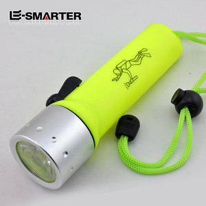 Sáng <span class=keywords><strong>Mini</strong></span> Xách Tay Không Thấm Nước LED Ngoài Trời Lặn Săn Bắn Cắm Trại Điều Khiển Từ Tính Tầm Xa Đèn Pin Chiếu Sáng Đèn Lồng - Product Image 5