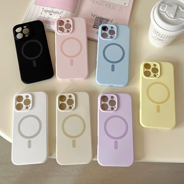 Custom Fashion Pure Color Matte Liquid Silicone Magnetic Phone Covers for iPhone 16 Pro Max Fine Hole Cell Phone Cases Wholesale