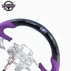 Volant de voiture en fibre de carbone à livraison rapide d'usine, forgé avec des détails violets et LED, pour 2018-2023 - Product Image 2