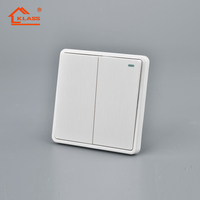 Interrupteur et prise murale électriques 13A UK, prix usine norme KLASS BS, avec certificat SASO et certification CE.