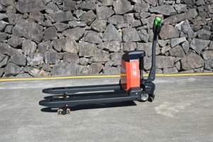 New Model <strong>2026</strong> HELI Pallet Truck DC15 DC20 2000kg <strong>Electric</strong> Pallet Jack Lithium Battery Pallet <strong>Lifter</strong> - Product Image 2