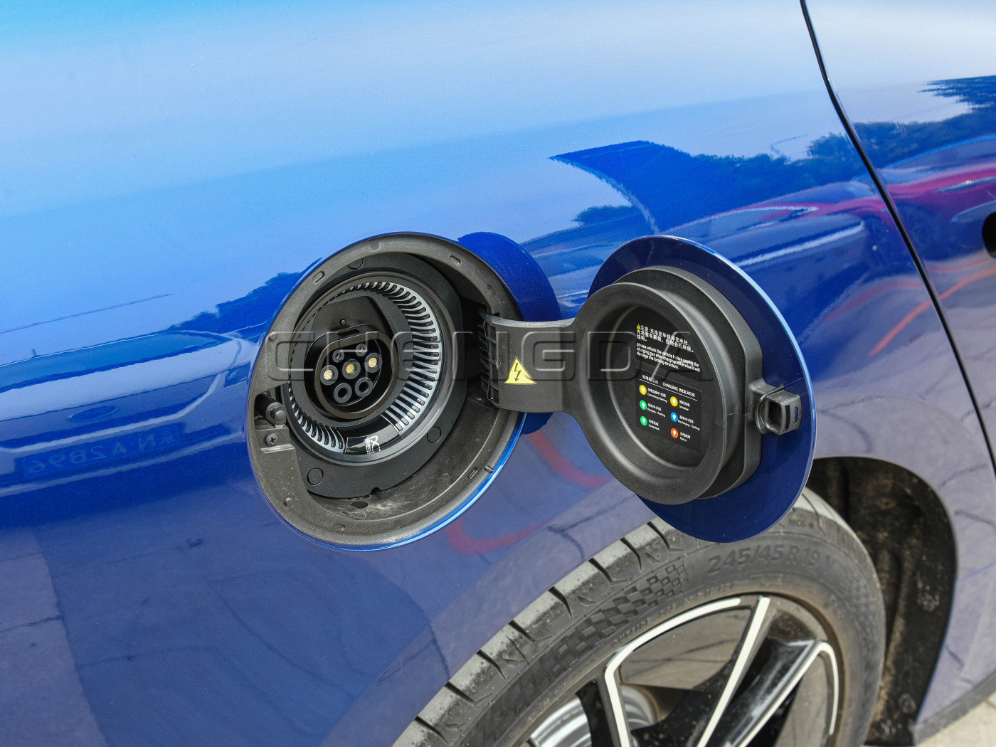 byd han detail