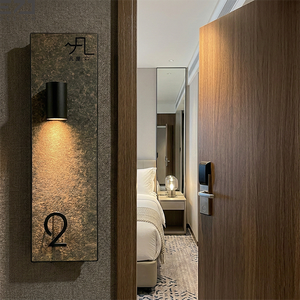 <span class=keywords><strong>Plaque</strong></span> <span class=keywords><strong>de</strong></span> numéro <span class=keywords><strong>de</strong></span> chambre d'hôtel personnalisée EZD en LED, signalétique <span class=keywords><strong>de</strong></span> chambre <span class=keywords><strong>de</strong></span> luxe texturée avec éclairage encastré pour hôtels et complexes hôteliers - Product Image 3
